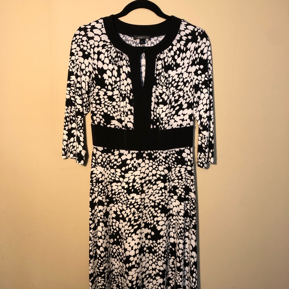 Black and white ABG dress size 8